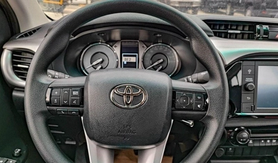 Toyota Hilux SGLX HILUX 2.4L SR5  MT DIESEL 2024-7