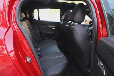 -Peugeot 208-GT-2023-53000km-GCC SPECS-UNDER WARRANTY-EXCELLENT CONDITION-19