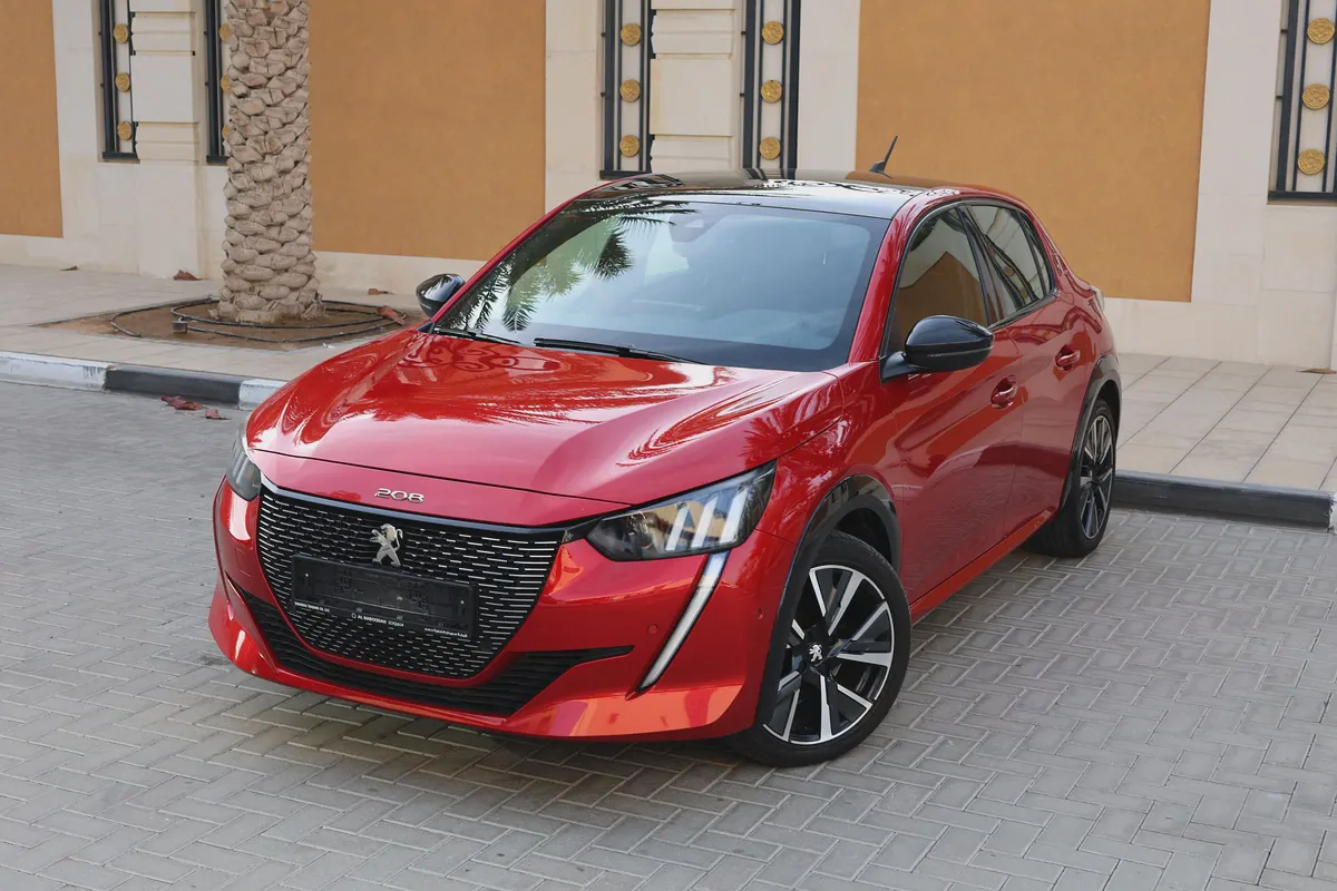 -Peugeot 208-GT-2023-53000km-GCC SPECS-UNDER WARRANTY-EXCELLENT CONDITION-1-1