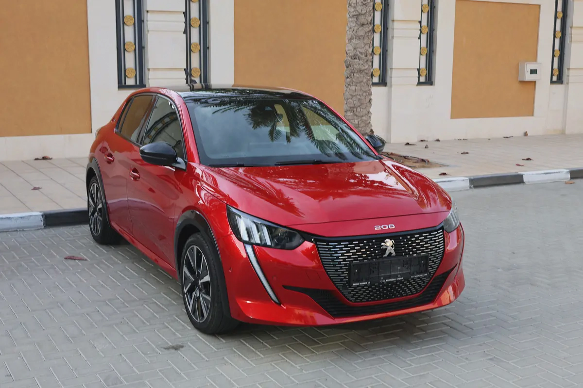-Peugeot 208-GT-2023-53000km-GCC SPECS-UNDER WARRANTY-EXCELLENT CONDITION-6-6
