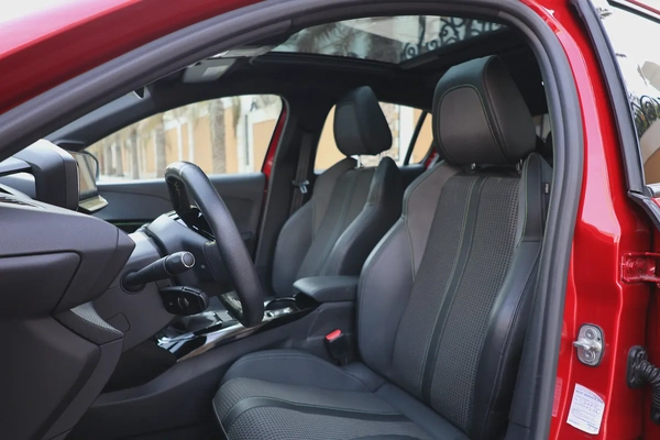 -Peugeot 208-GT-2023-53000km-GCC SPECS-UNDER WARRANTY-EXCELLENT CONDITION
