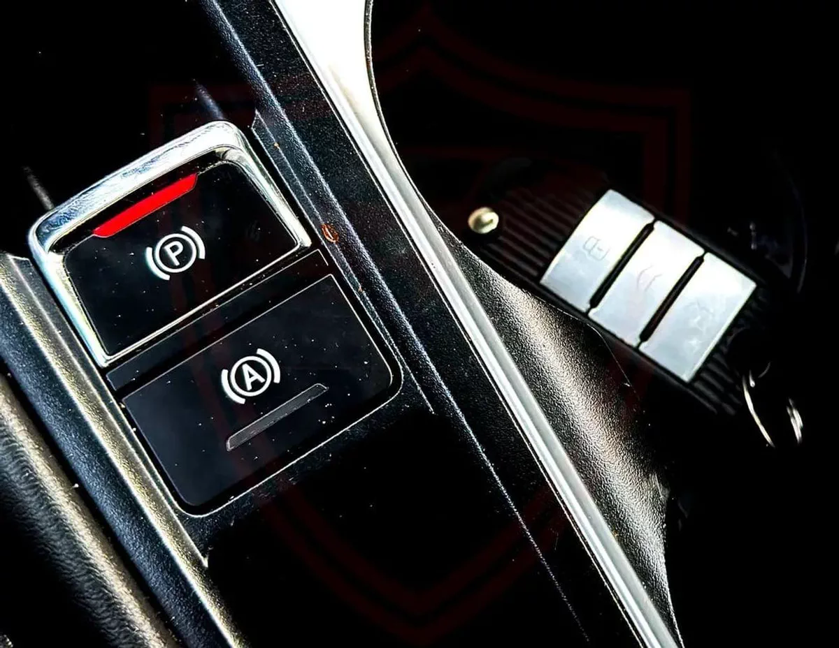 MG Mgb 5 | 1.5 L | | GCC | Full Option | Accident-Free | In Excellent Condition | 571 P.M-13-0