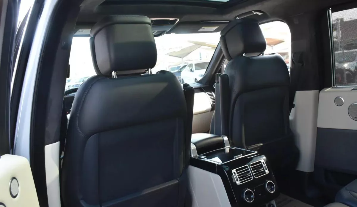 LAND ROVER RANGE ROVER HSE LWB 2020 | WHITE-13-13