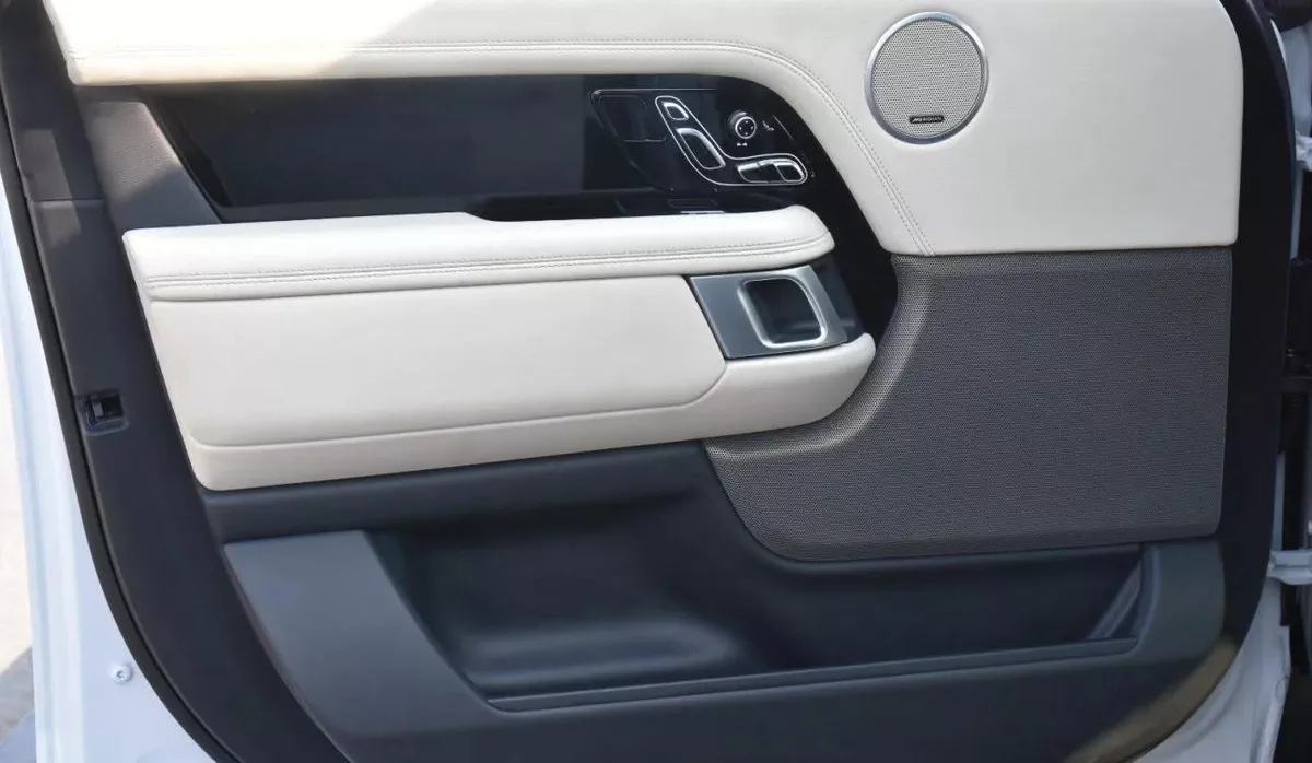 LAND ROVER RANGE ROVER HSE LWB 2020 | WHITE-3-3