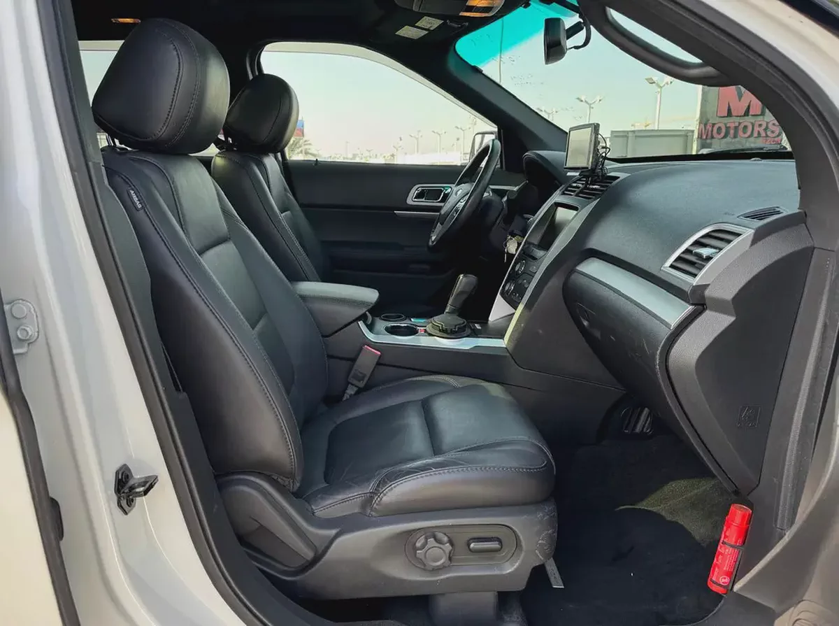Ford Explorer XLT 2014 - Japanese Specs-9-9