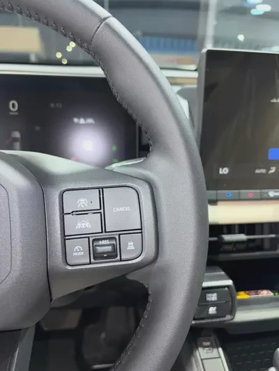 2026 Toyota RAV4 XLE HYBRID 2.5L GCC Specs - Brand New Condition تويوتا RAV4 XLE هايبرد 2.5 لتر-6