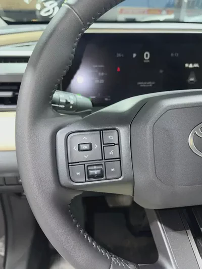 2026 Toyota RAV4 XLE HYBRID 2.5L GCC Specs - Brand New Condition تويوتا RAV4 XLE هايبرد 2.5 لتر-7