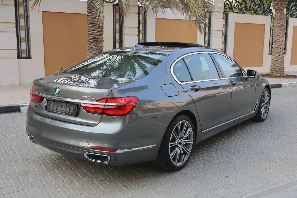 BMW 7 SERIES-730LI-2019-112000KM-GCC SPECS-EXCELLENT CONDITION-3-3