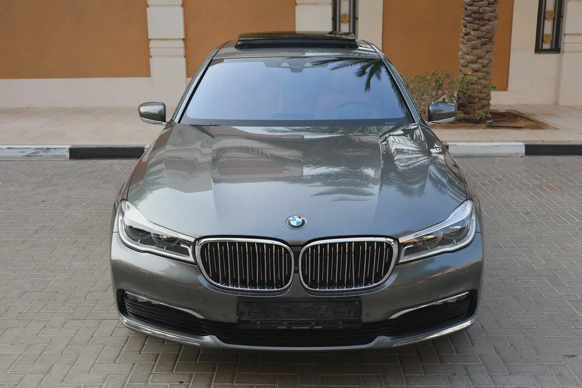 BMW 7 SERIES-730LI-2019-112000KM-GCC SPECS-EXCELLENT CONDITION-4-4