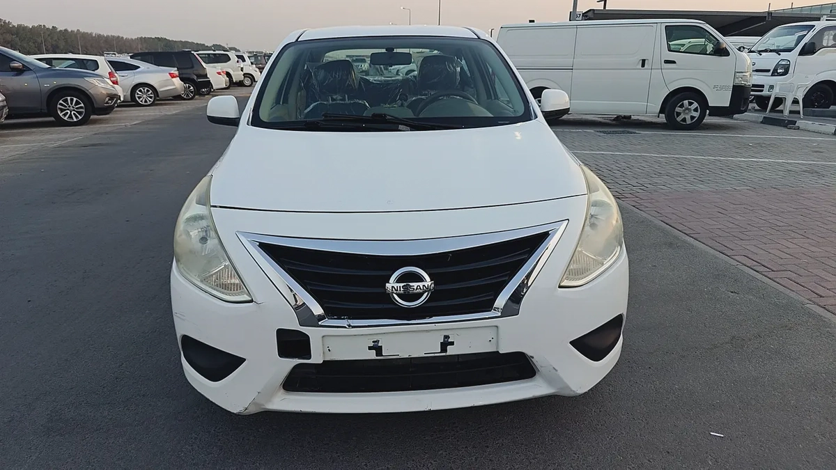 Nissan Sunny SE 2017 GCC Specs - Well Maintained-10-10