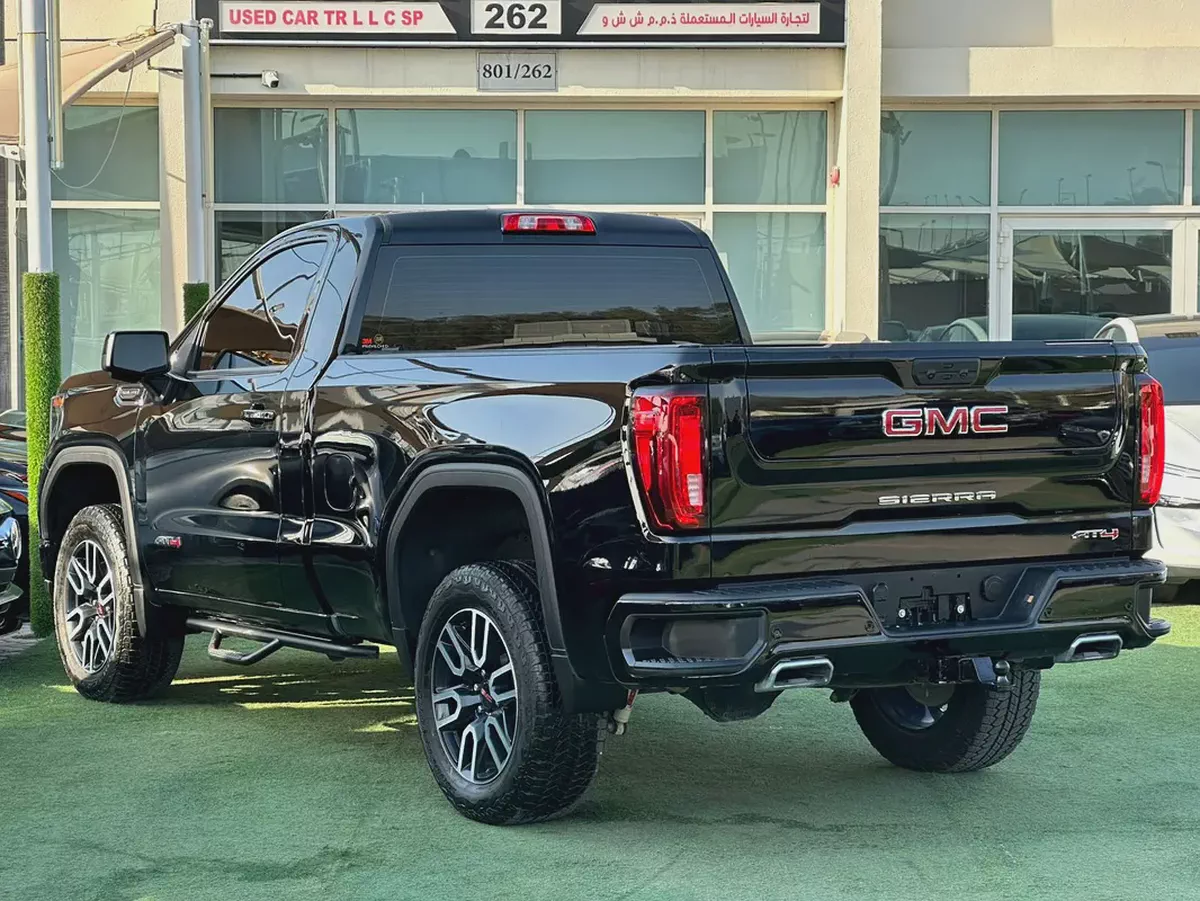GMC SIERRA AT4 GCC 2025 FULL OPTION ORIGINAL PAINT UNDER WARRANTY PERFECT CONDITION-3-3