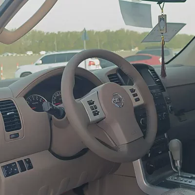 Nissan Pathfinder Platinum 2010 | GCC Specs | Top Option-8