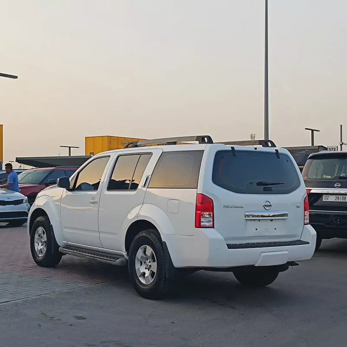 Nissan Pathfinder Platinum 2010 | GCC Specs | Top Option-3-3