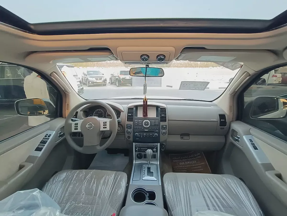 Nissan Pathfinder Platinum 2010 | GCC Specs | Top Option-6-6