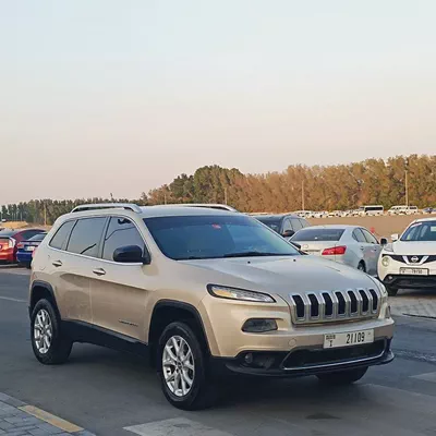 2015 Jeep Grand Cherokee | GCC Specs | Well Maintained-0
