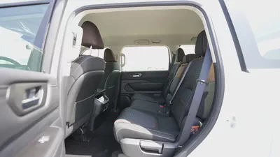 Nissan Patrol XE 2026 GCC Specs - Brand New SUV-11