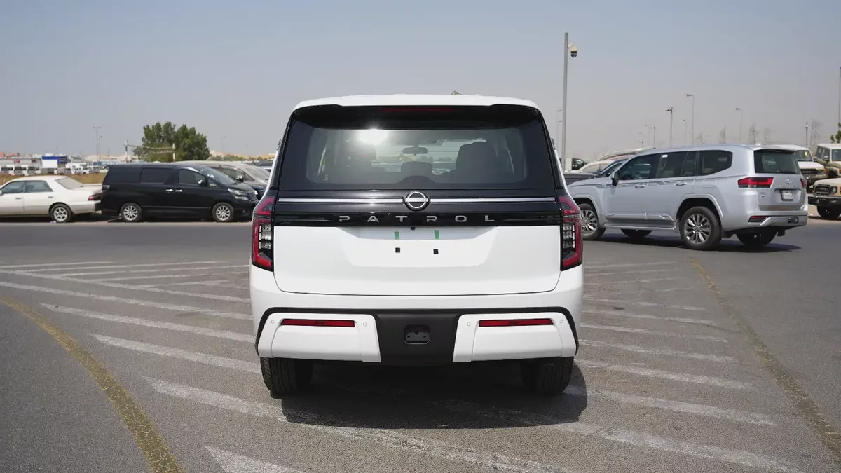 Nissan Patrol XE 2026 GCC Specs - Brand New SUV-4-4