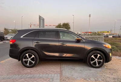 Kia Sorento EX 2018 Kia Sorento MidOption Full Automatic - 3.3L V6 - Rear Camera & Sensor - Leather Seat - Auto-8