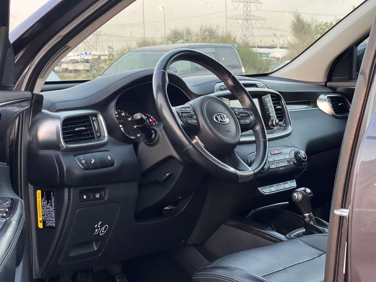 Kia Sorento EX 2018 Kia Sorento MidOption Full Automatic - 3.3L V6 - Rear Camera & Sensor - Leather Seat - Auto-10-0