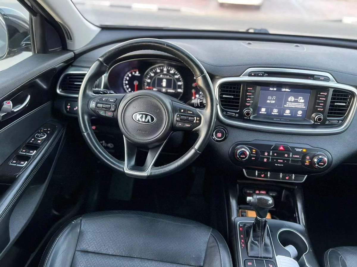 Kia Sorento EX 2018 Kia Sorento MidOption Full Automatic - 3.3L V6 - Rear Camera & Sensor - Leather Seat - Auto-11-0