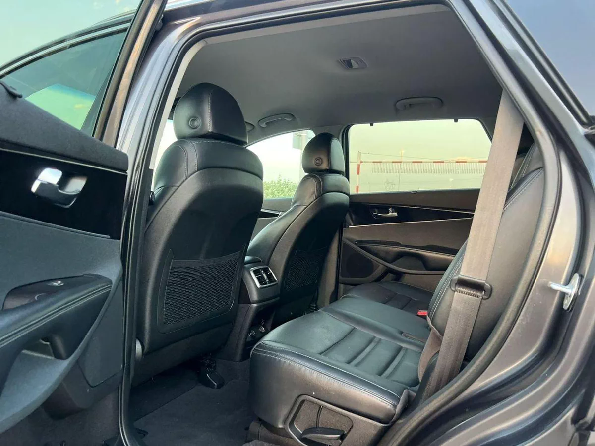Kia Sorento EX 2018 Kia Sorento MidOption Full Automatic - 3.3L V6 - Rear Camera & Sensor - Leather Seat - Auto-15-0