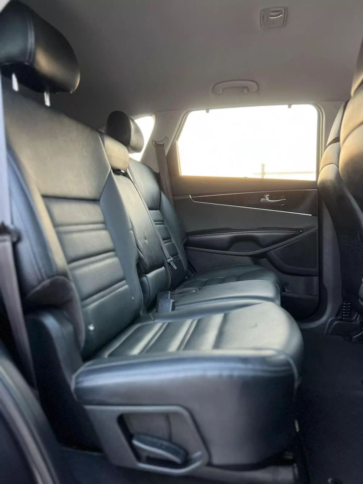 Kia Sorento EX 2018 Kia Sorento MidOption Full Automatic - 3.3L V6 - Rear Camera & Sensor - Leather Seat - Auto-16-0