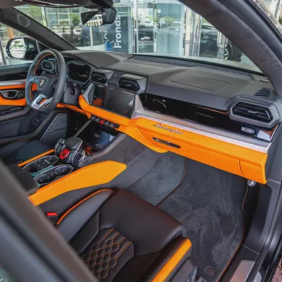 2026  LAMBORGHINI URUS SE  MATT BLACK ( SPECAIL ORDER ) BRAND NEW-9