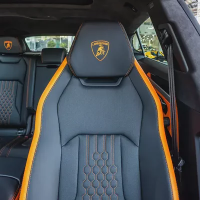 2026  LAMBORGHINI URUS SE  MATT BLACK ( SPECAIL ORDER ) BRAND NEW-13