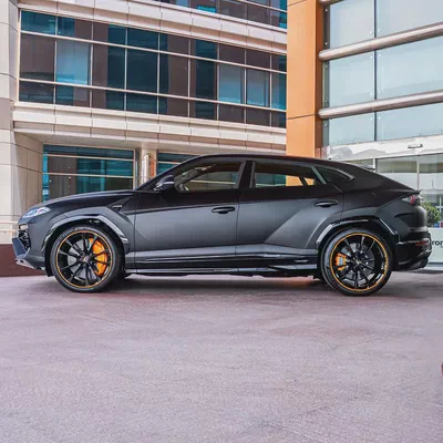 2026  LAMBORGHINI URUS SE  MATT BLACK ( SPECAIL ORDER ) BRAND NEW-6