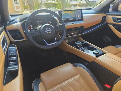 2023 Nissan X-Trail SL GCC Specs-9