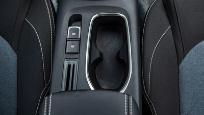 2024 Chevrolet Captiva Silver – Modern SUV with Style-11