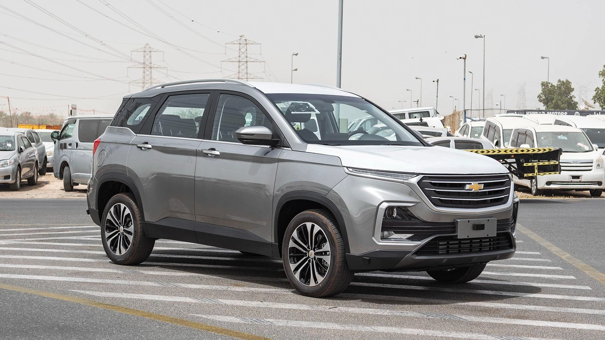 2024 Chevrolet Captiva Silver – Modern SUV with Style-5-5