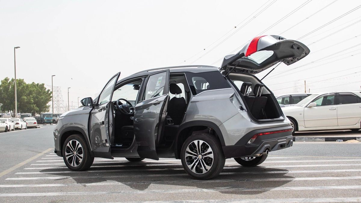 2024 Chevrolet Captiva Silver – Modern SUV with Style-19-19