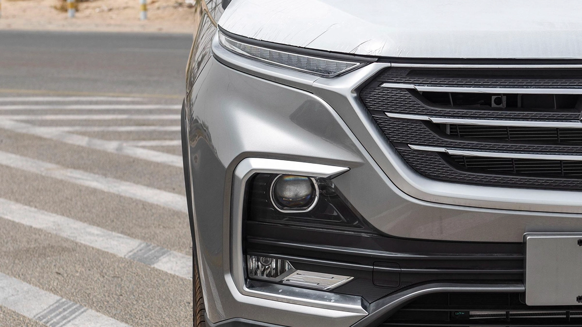 2024 Chevrolet Captiva Silver – Modern SUV with Style-10-10