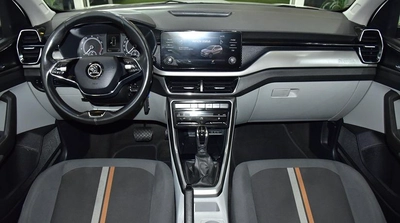 Skoda Kushaq ( 2023 Model ) in White Color GCC Specs-4