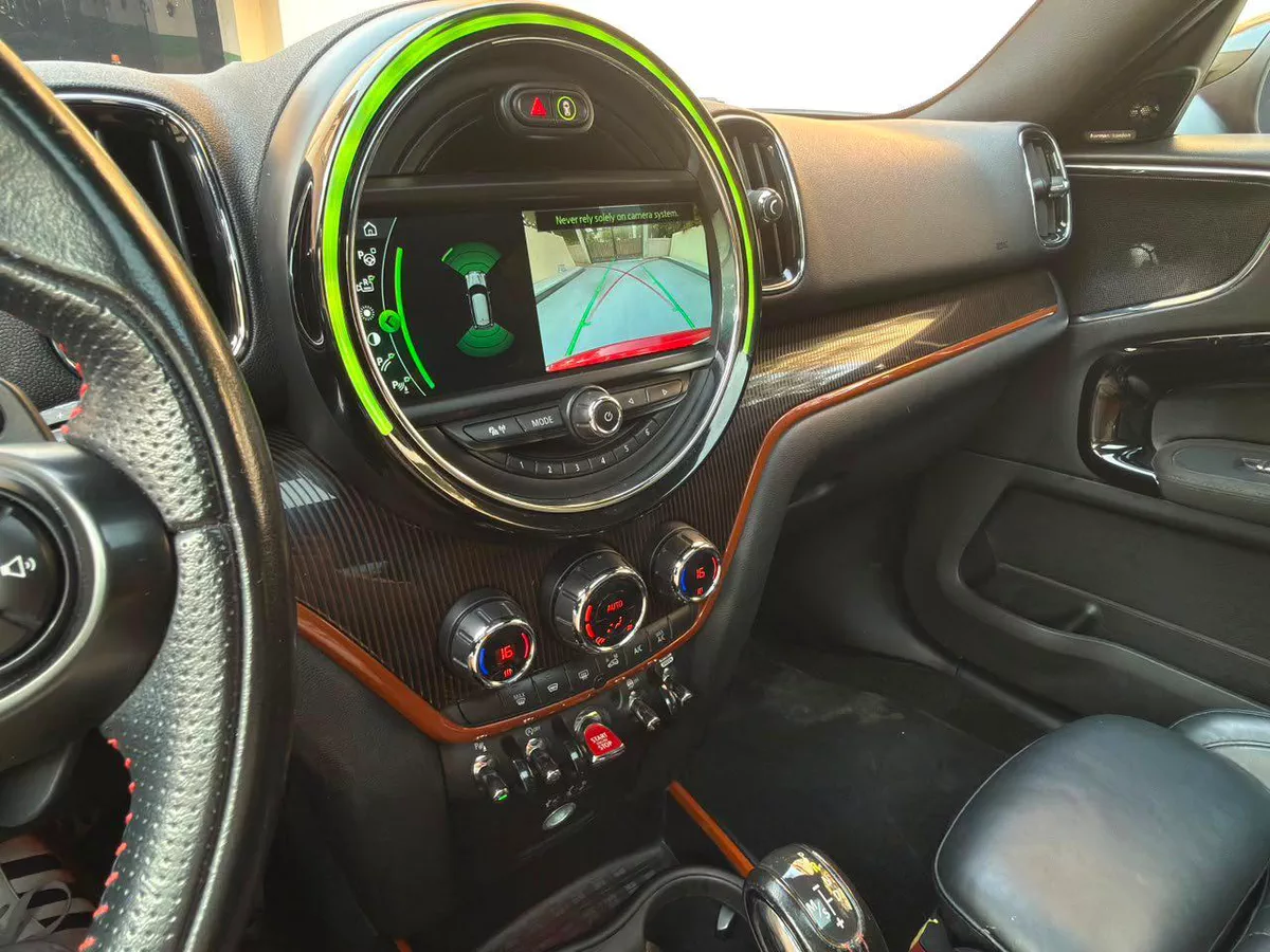 GCC Specs 2018 MINI COUNTRYMAN JCW Top-Edition, Agency Serviced (Partial)-1-1