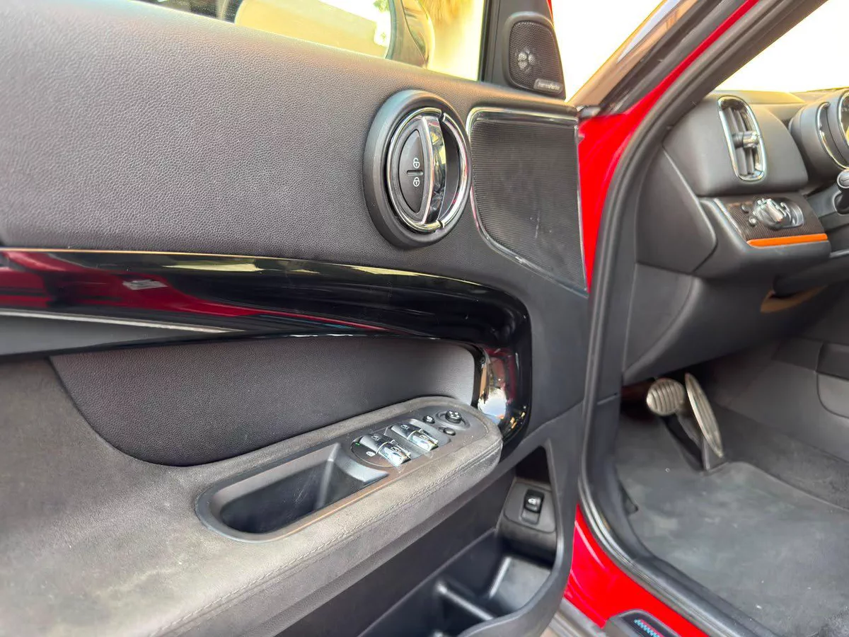 GCC Specs 2018 MINI COUNTRYMAN JCW Top-Edition, Agency Serviced (Partial)-17-17