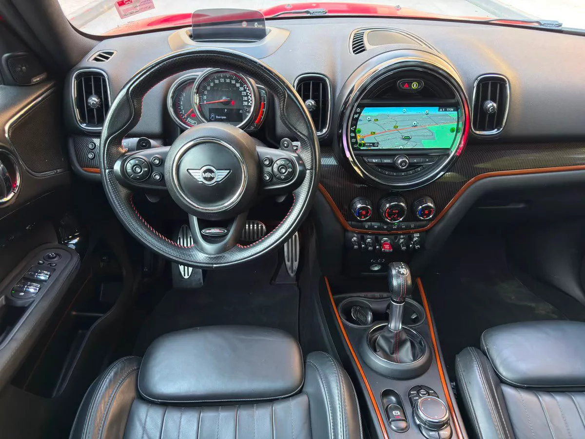 GCC Specs 2018 MINI COUNTRYMAN JCW Top-Edition, Agency Serviced (Partial)-18-18