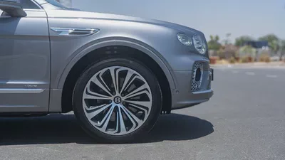 2023 Bentley Bentayga Azure | GCC Specs | Fully Loaded | Crypto Friendly-6