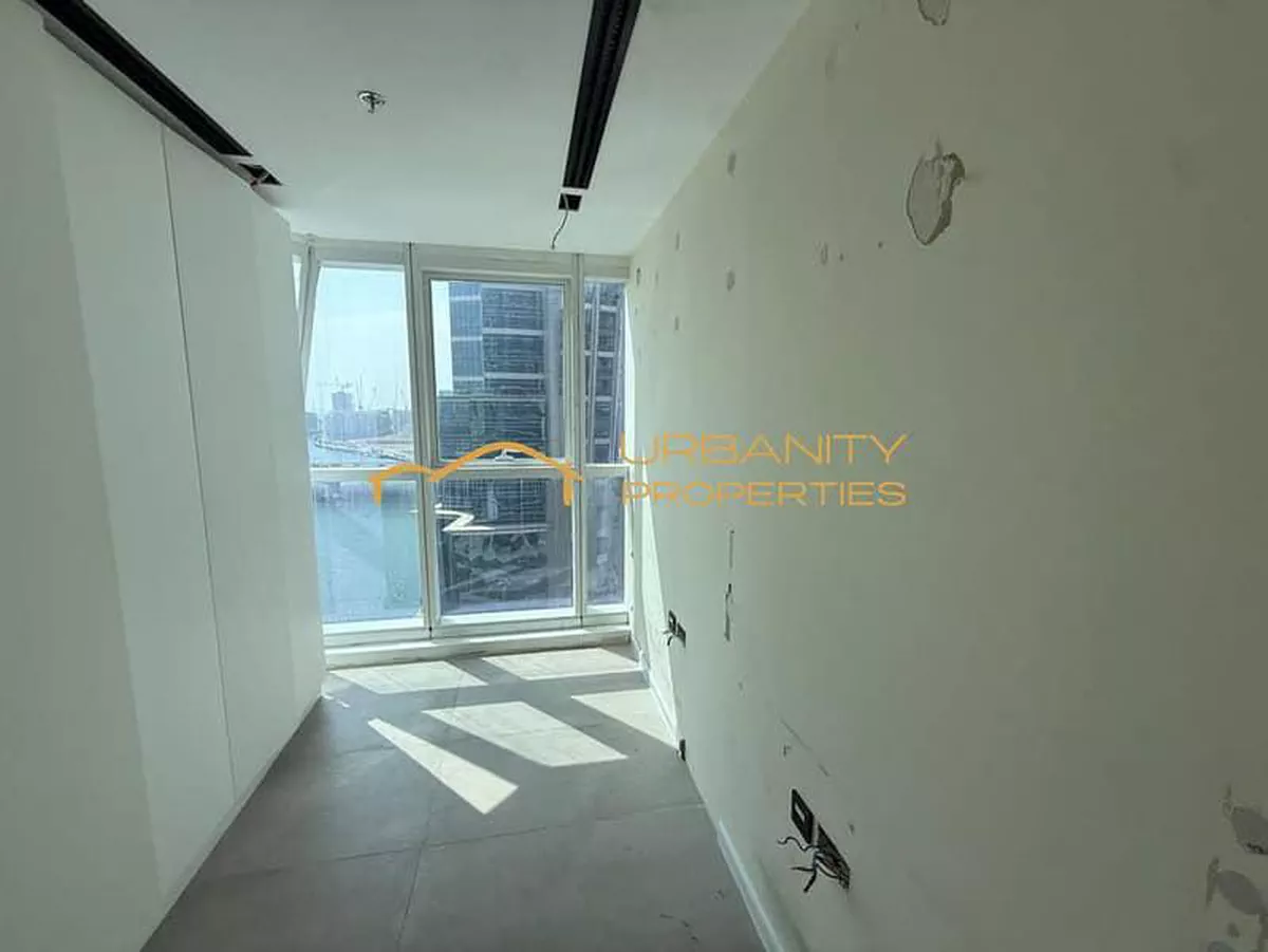Office for Rent in Business Bay — The Court Tower | 2,155 Sq. Ft. Fully Fitted | 4 Parking | AED 452,650/yr-7-7