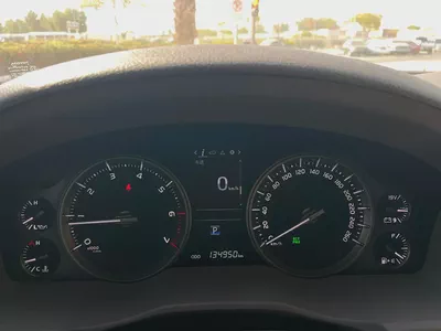 2019 Toyota Land Cruiser VXR 5.7L V8 | GCC Specs | White | 8-Seater | Full Option-8