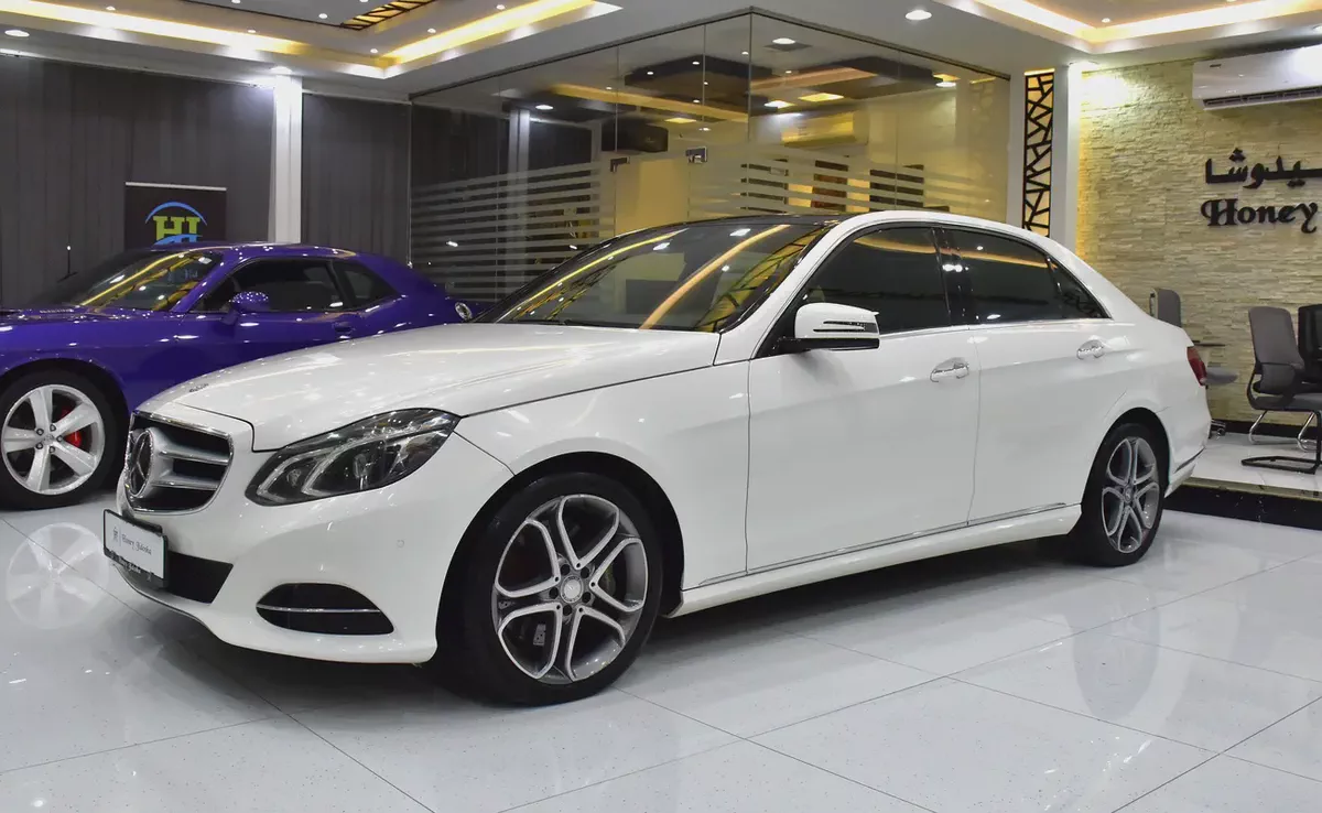 EXCELLENT DEAL for our Mercedes Benz E400 Hybrid ( 2014 Model ) in White Color Japanese Specs-1-1