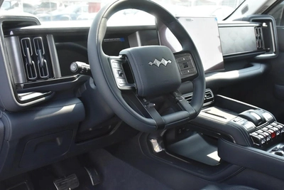 LEOPARD 5 NAVIGATOR 2025 | BLACK-10