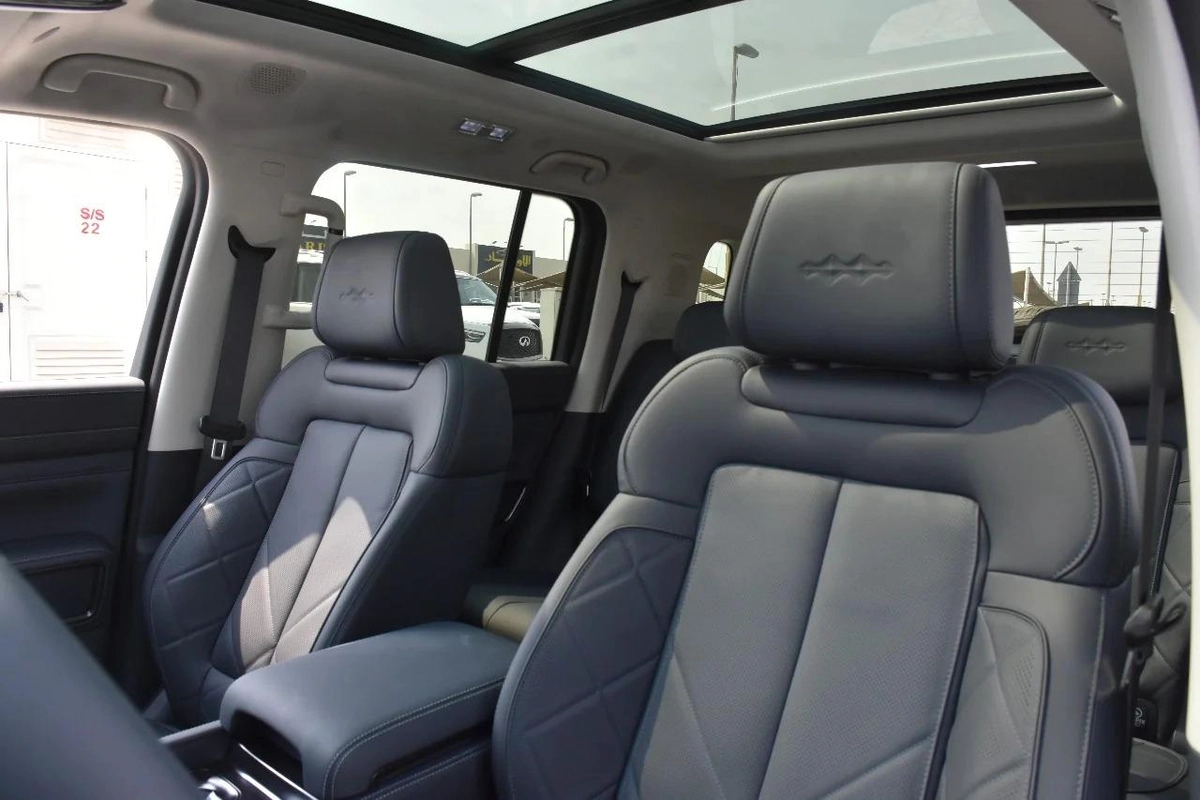 LEOPARD 5 NAVIGATOR 2025 | BLACK-14-14