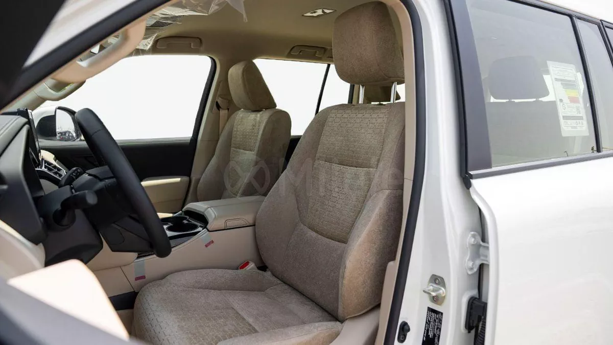 Toyota Land Cruiser GXR-10-0