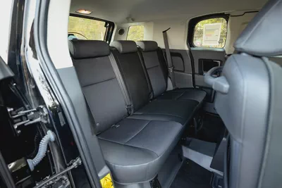 AED 2,804/month | FJ Cruiser GXR | GCC Specs | REF#T73237-11