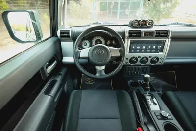 AED 2,804/month | FJ Cruiser GXR | GCC Specs | REF#T73237-8