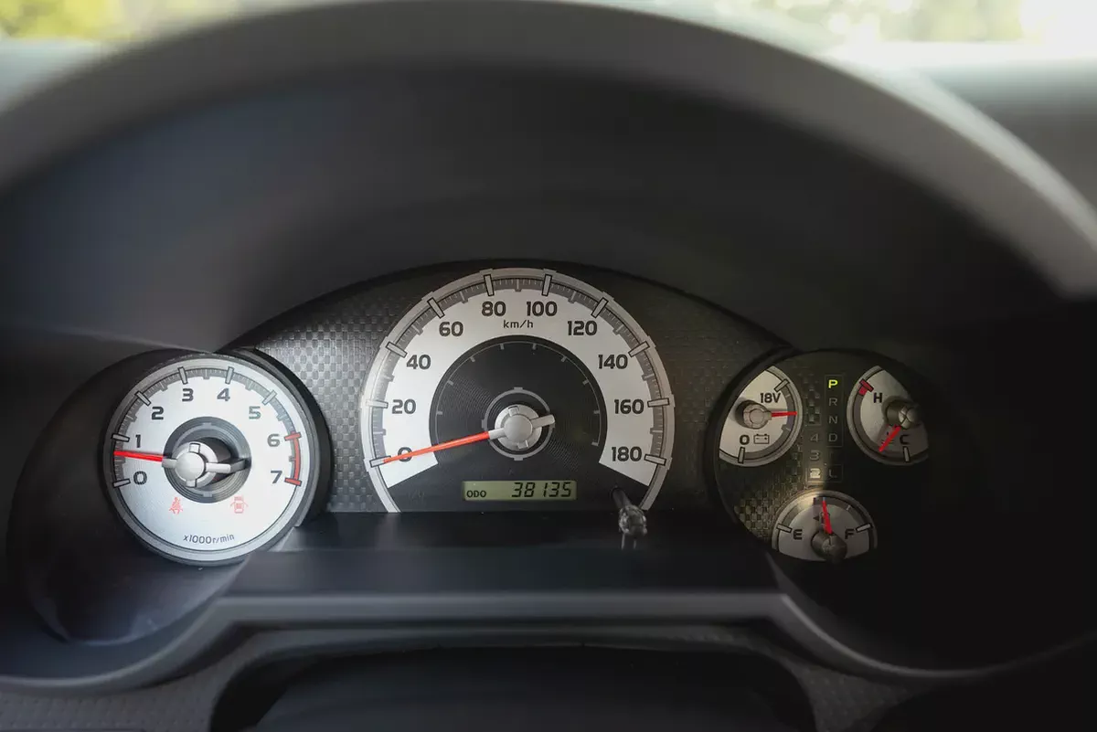 AED 2,804/month | FJ Cruiser GXR | GCC Specs | REF#T73237-13-13