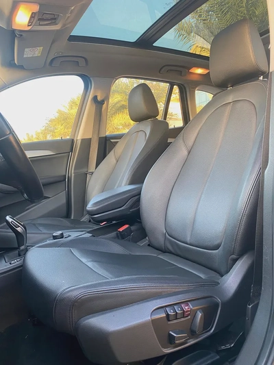 2019 BMW X1 SDrive20i full option panorama || AGENCY SERVICES || accident free-13