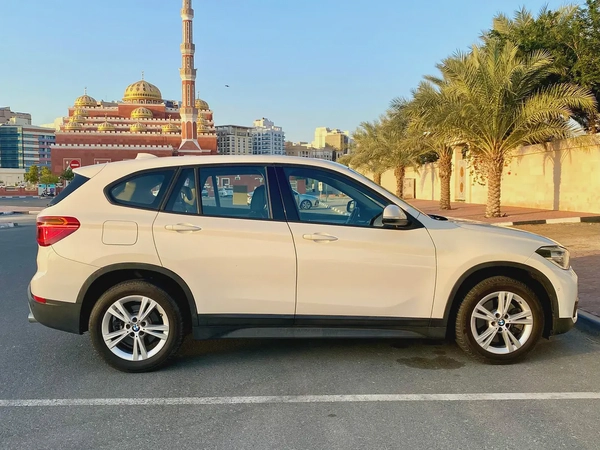 2019 BMW X1 SDrive20i full option panorama || AGENCY SERVICES || accident free